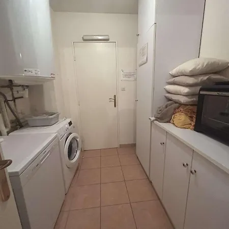 Apartment Lumineux Avec Terrasse, Parking Et Proche A - Fr-1-226-527 Sainte-Maxime